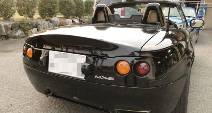 ロードスターND型のシートバックバーをNA型に付けてみる