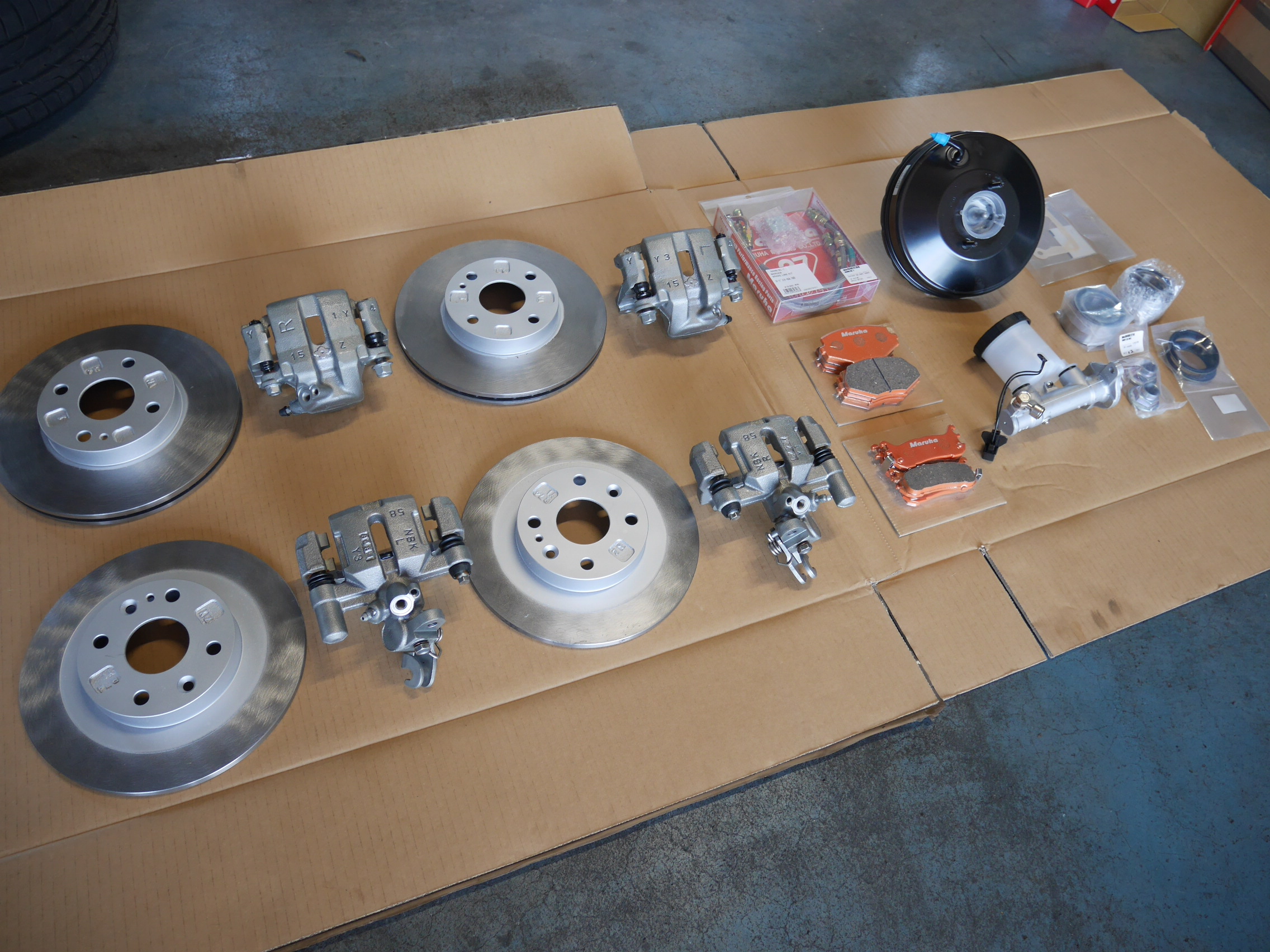 ロードスター nb fcキャリパー流用オーバーアクト R-shop432 ロードスター nb fcキャリパー流用オーバーアクト R-shop432様